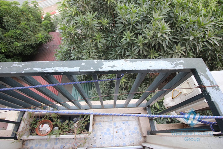 Lake view with three bedrooms house for rent in Tay Ho district, Ha Noi city